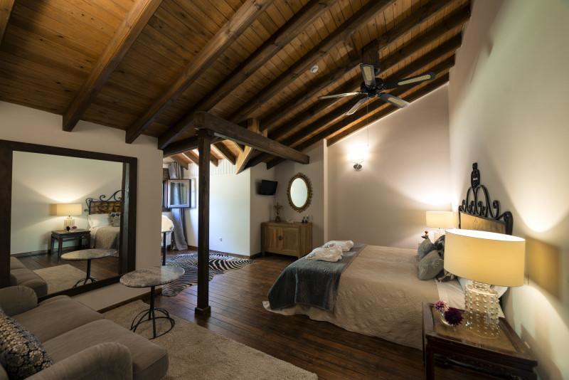 La Casona De Valfrio- Adults Only Pension Collado  Buitenkant foto